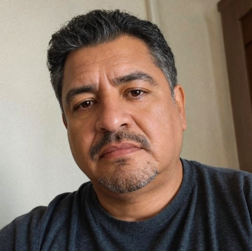 Renzo Paredes, Editor especializado en iGaming